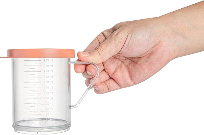 Restaurantware RW Base 10 Ounce Clear Plastic Dredge Spice Shaker 1 Reusable Dry Rub Shaker - Includes Rose Perforated Lid With Handle Clear Polycarbonate Spice Shaker For Any Seasoning