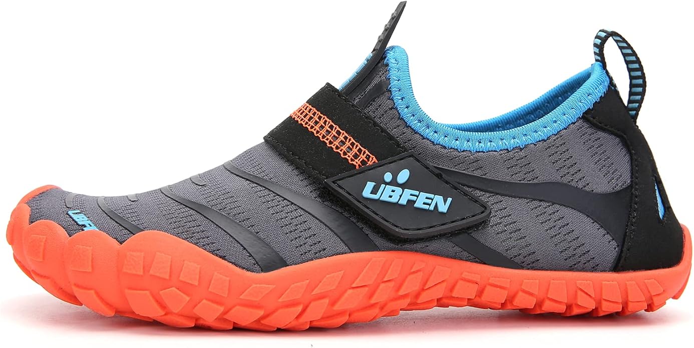 UBFEN Water Shoes for Kids Boys Girls Aqua Socks Barefoot Beach Sports Swim Pool Quick Dry Lightweight Toddler Little Big Kid