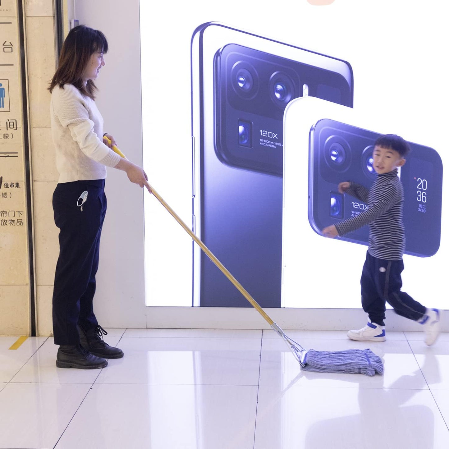 Heavy Duty Commercial Industrial Mop ,58" Looped-End String Wet Cotton Mops for Floor Cleaning, Including Three mop Head Replacement