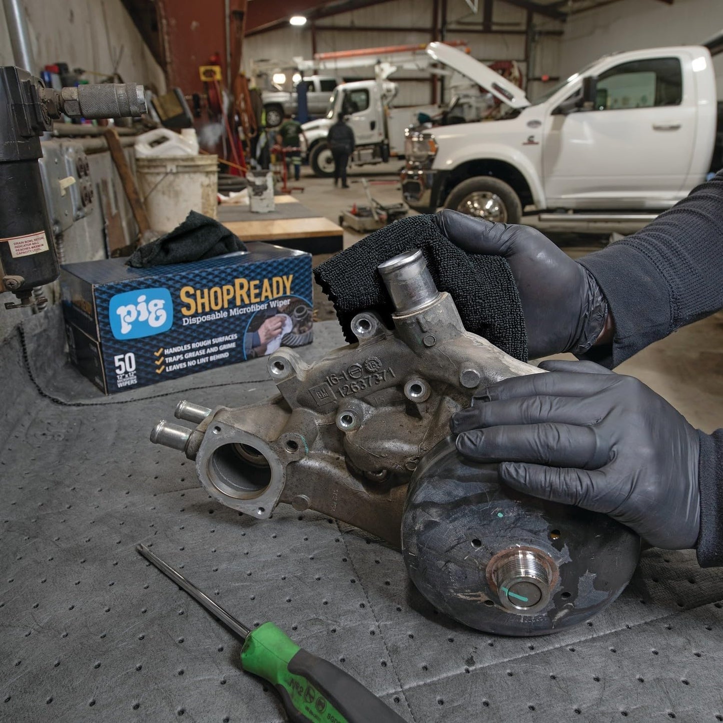 PIG ShopReady Microfiber Wipers| Durable Low-Lint Microfiber Rags | 50 per Box | 12" W x 12" L | Black | PM50808-BK