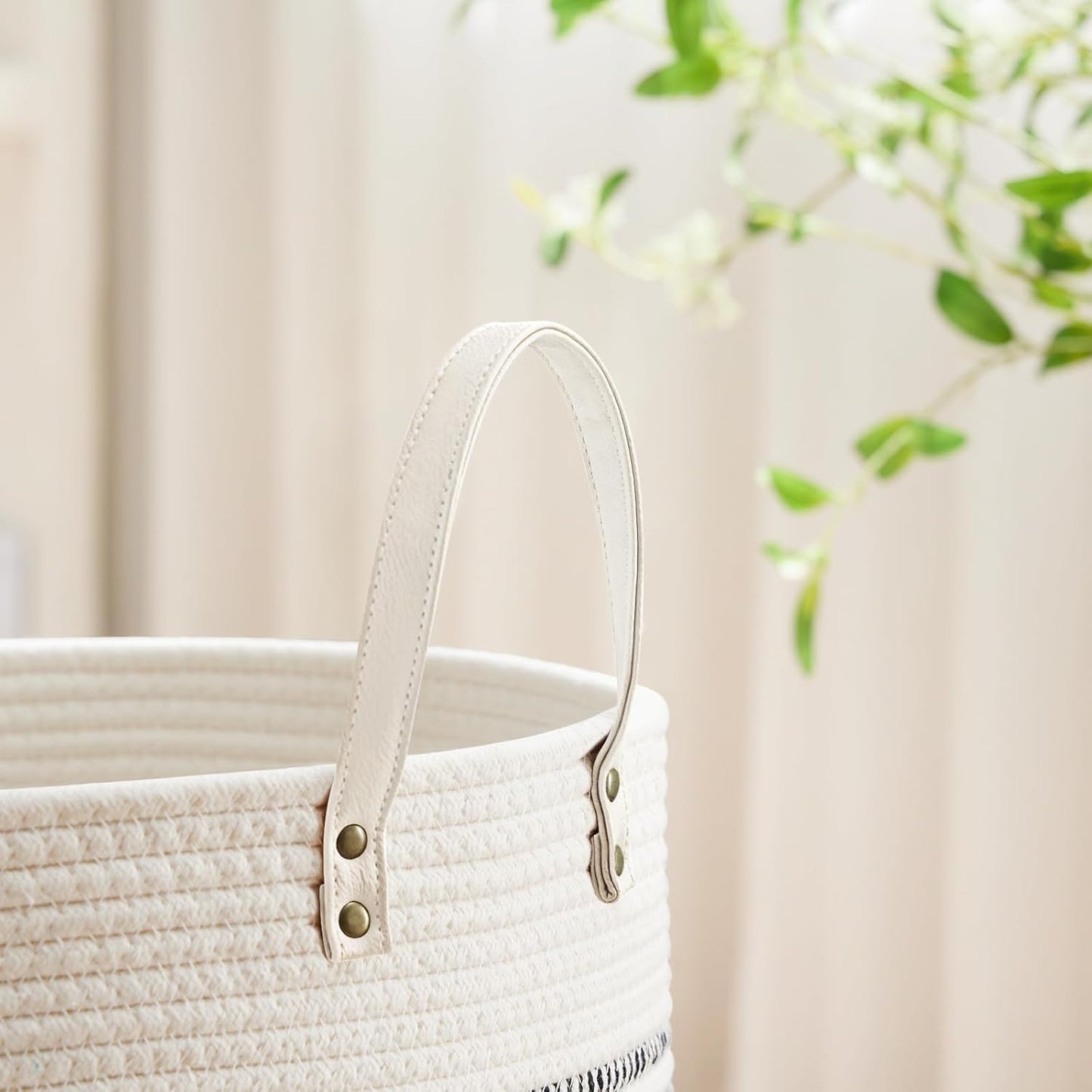 VIPOSCO Tall Laundry Basket, Large Dirty Clothes Hamper with Leather Handle, Woven Rope Storage Basket for Blanket, Toy In Living Room, Bathroom, Bedroom - 53L Stripe White