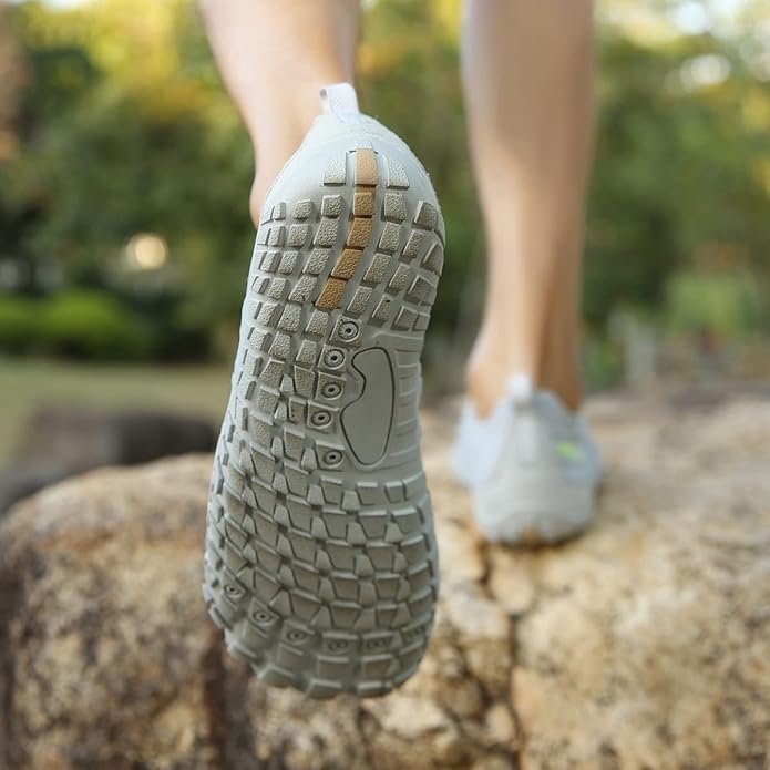 UBFEN Water Shoes Aqua Swim Shoes Mens Womens Beach Sports Quick Dry Barefoot for Boating Fishing Diving Surfing