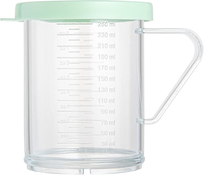 Restaurantware RW Base 10 Ounce Clear Plastic Dredge Spice Shaker 1 Reusable Dry Rub Shaker - Includes Green Perforated Lid With Handle Clear Polycarbonate Spice Shaker For Fine Seasonings