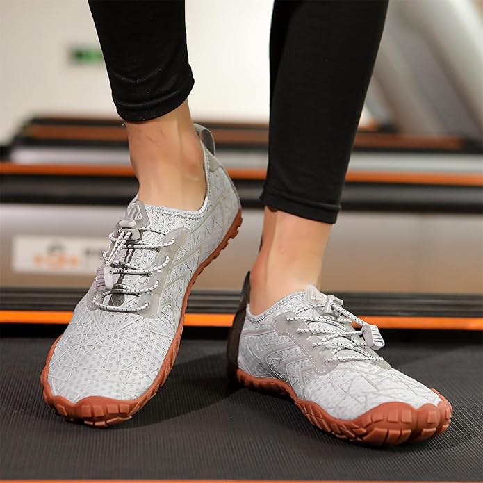 UBFEN Water Shoes Aqua Swim Shoes Mens Womens Beach Sports Quick Dry Barefoot for Boating Fishing Diving Surfing