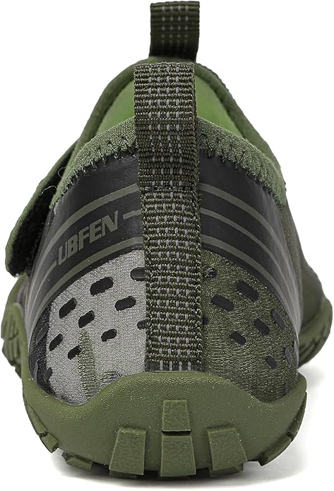 UBFEN Water Shoes for Kids Boys Girls Aqua Socks Barefoot Beach Sports Swim Pool Quick Dry Lightweight Toddler Little Big Kid
