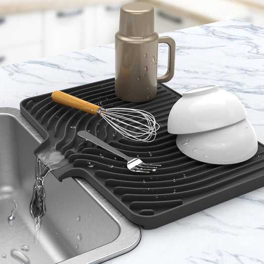 Kitchen Drying Mat for sink with a bulged edge,18"×12"Silicone Dish Drying Mat with built-in Drain Spout, Rubber Dish Mat for Kitchen (18"×12"black)
