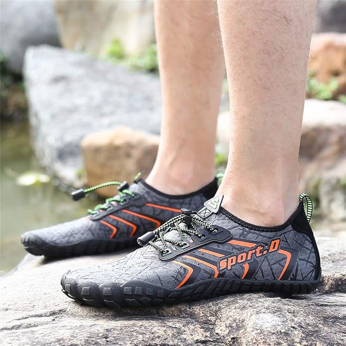 UBFEN Water Shoes Aqua Swim Shoes Mens Womens Beach Sports Quick Dry Barefoot for Boating Fishing Diving Surfing