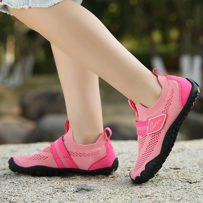 UBFEN Water Shoes for Kids Boys Girls Aqua Socks Barefoot Beach Sports Swim Pool Quick Dry Lightweight Toddler Little Big Kid