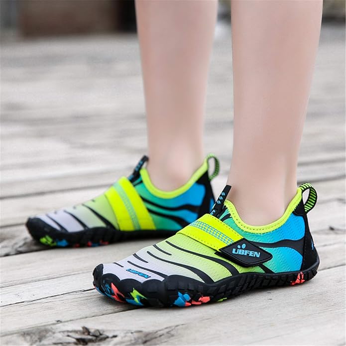 UBFEN Water Shoes for Kids Boys Girls Aqua Socks Barefoot Beach Sports Swim Pool Quick Dry Lightweight Toddler Little Big Kid
