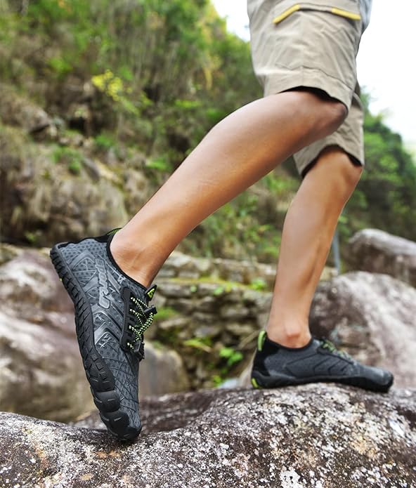 UBFEN Water Shoes Aqua Swim Shoes Mens Womens Beach Sports Quick Dry Barefoot for Boating Fishing Diving Surfing