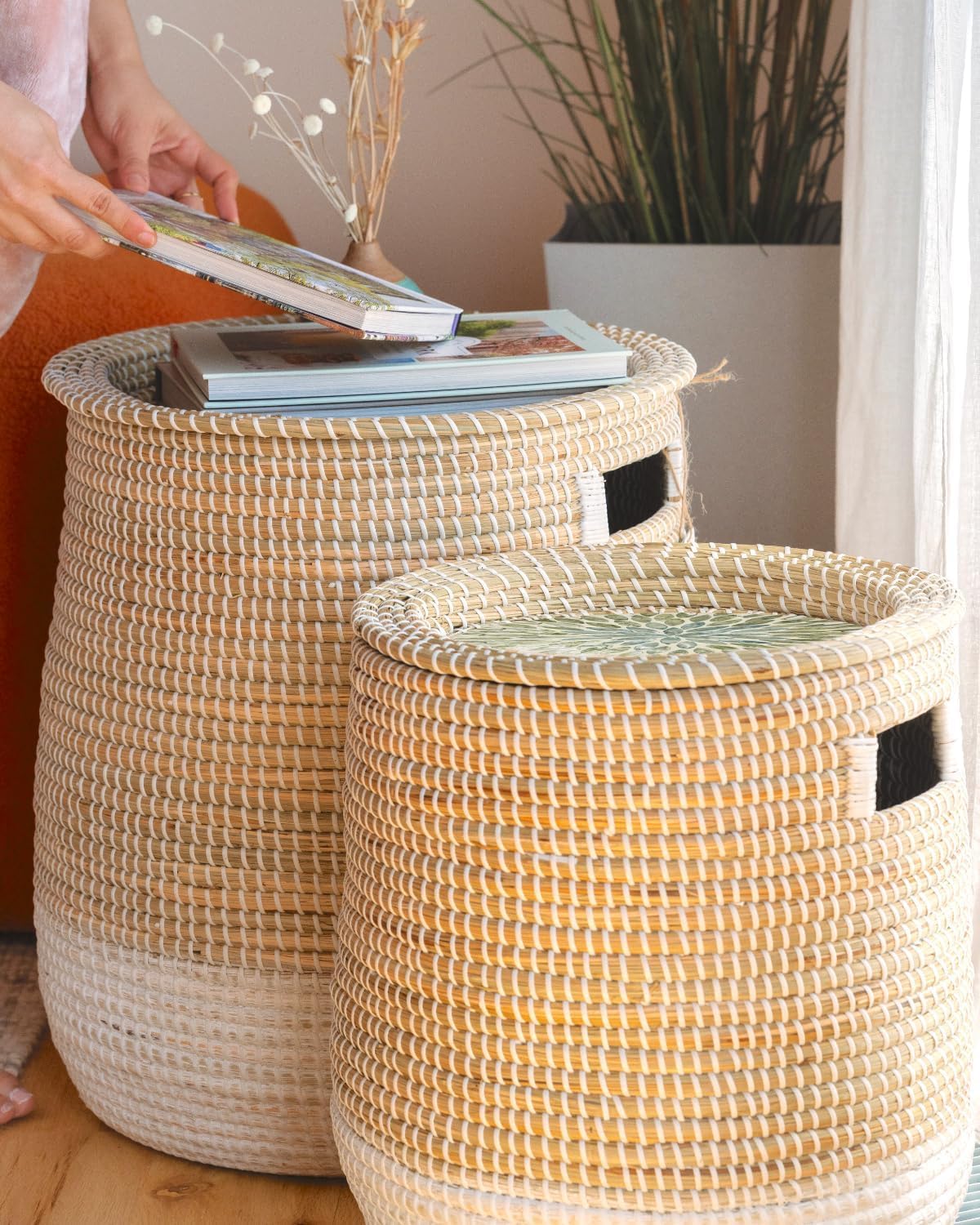Round Seagrass Laundry Hamper with Lid, 2-Piece Set - Eco-Friendly Storage Basket for Clothes, Toys, and More - Natural Woven Design for Home, Bedroom, Bathroom