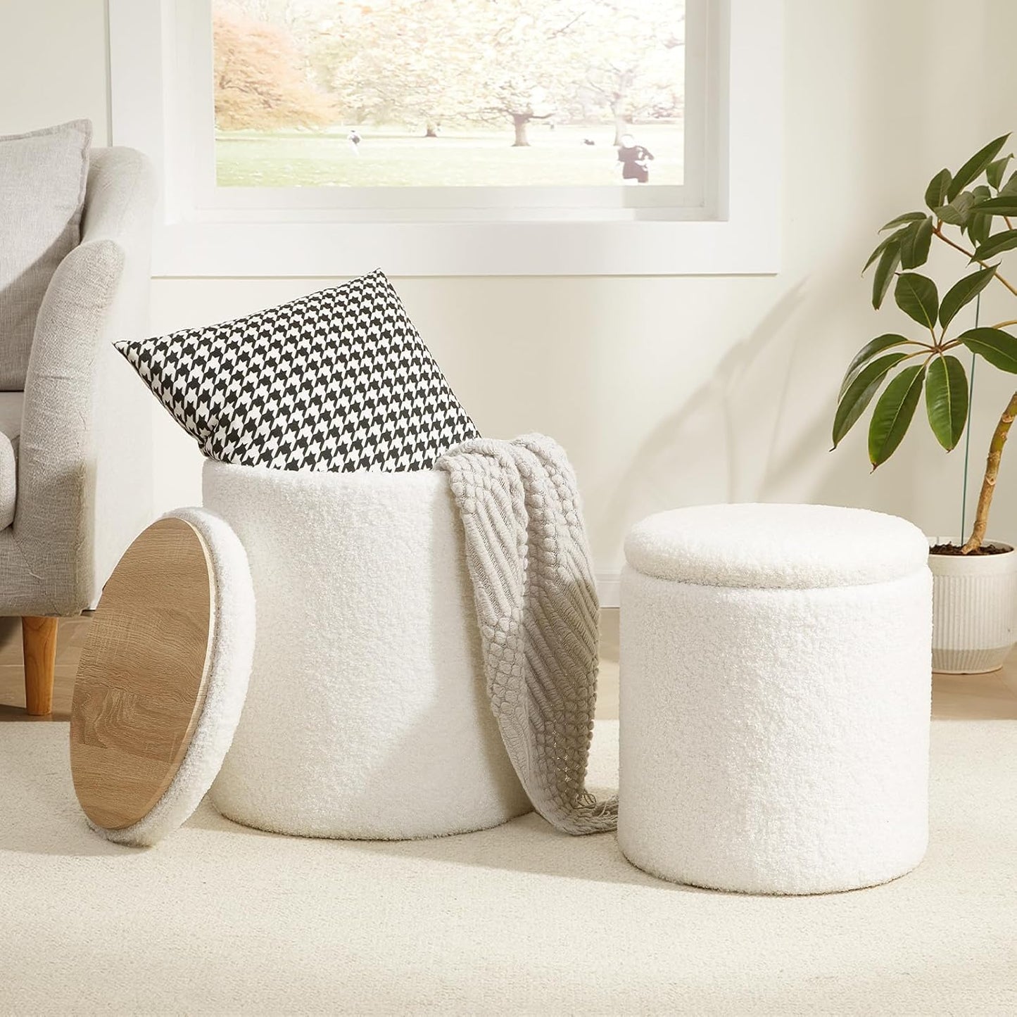 Boucle Round Ottoman with Storage Set of 2,Small Foot Stool Ottoman for Living Room, Small Coffee Table,Vanity Stool with Storage for Bedroom, White