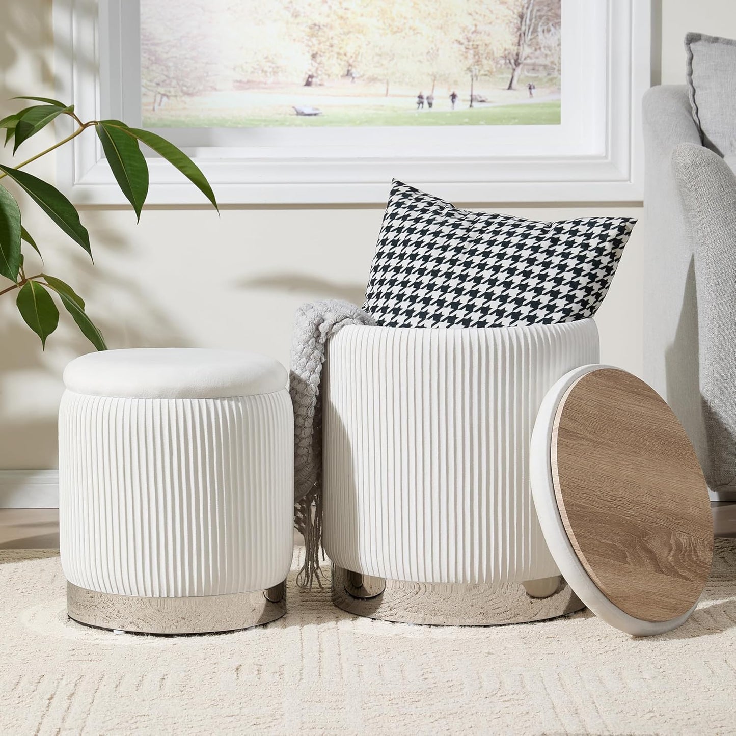 Royal Windsor Round Ottoman with Storage Set of 2, Vanity Stool with Storage for Bedroom, Ottoman Coffee Table Silver-Tone Ring Around The Base, Small Velvet Foot Stool for Living Room, White