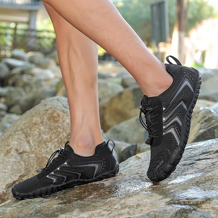 UBFEN Water Shoes Aqua Swim Shoes Mens Womens Beach Sports Quick Dry Barefoot for Boating Fishing Diving Surfing